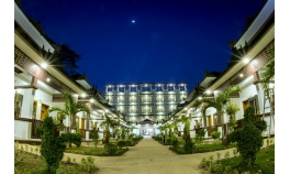 Yadanarpon Dynasty hotel in Mandalay