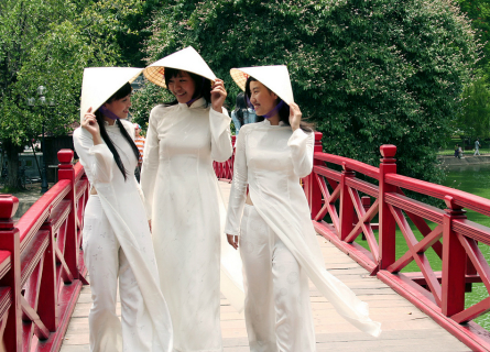 Imperial Cities of Vietnam - 13 DAYS